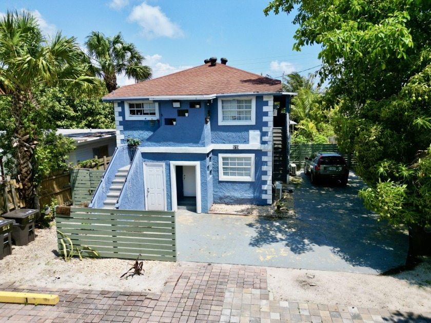 Location! Location!! Location!!! This Quad Plex without HOA in - Beach Home for sale in West Palm Beach, Florida on Beachhouse.com