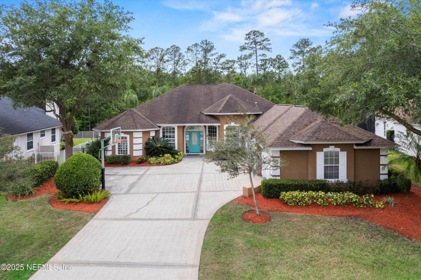 Welcome home to Eagle Harbor! Relax in your private backyard - Beach Home for sale in Fleming Island, Florida on Beachhouse.com