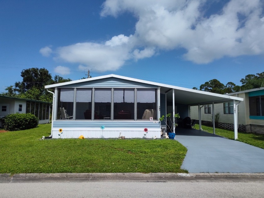 **MUST SEE**GORGEOUS REMODEL ON PERIMETER LOT**2 BED 2 BATH 960 - Beach Home for sale in Vero Beach, Florida on Beachhouse.com