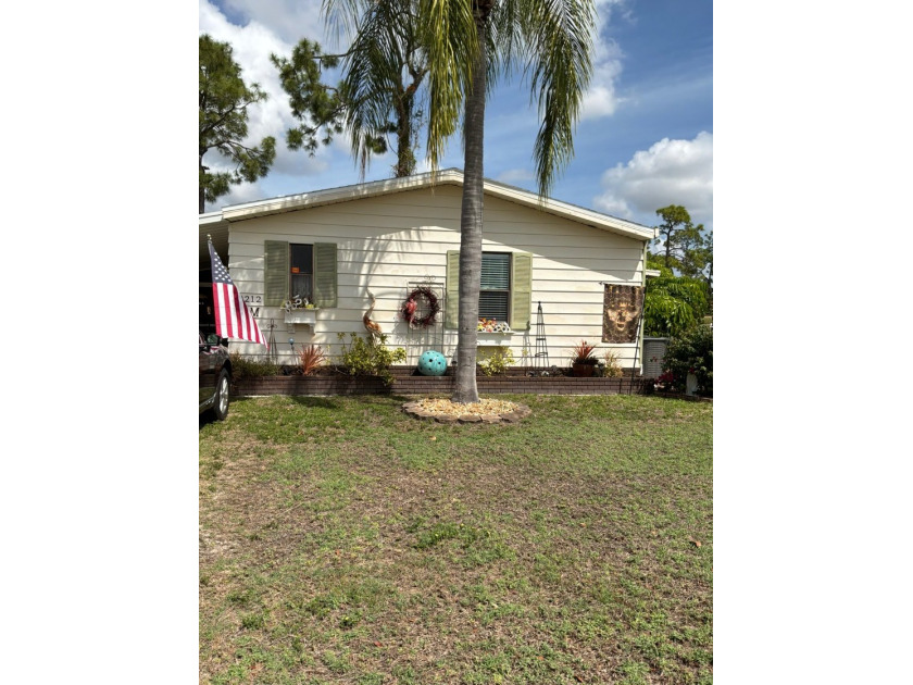 Beautiful updated home with shiplap in living and bedroom, new - Beach Home for sale in North Fort Myers, Florida on Beachhouse.com