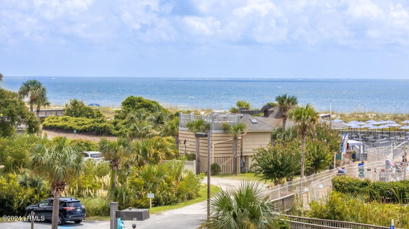 Big ocean views & amazing ocean beezes from this top floor - Beach Condo for sale in Hilton Head Island, South Carolina on Beachhouse.com