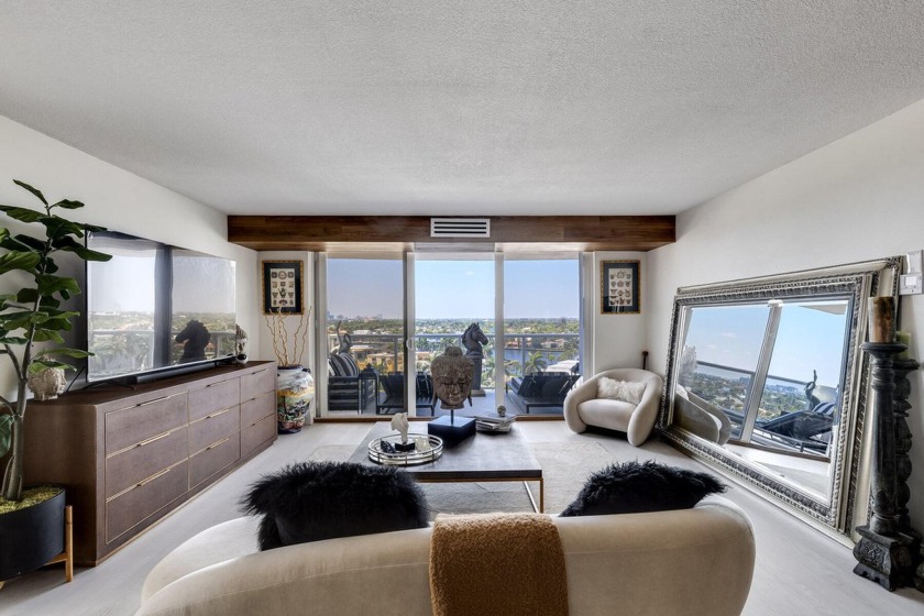 Welcome to refined living, recently renovated unit with impact - Beach Condo for sale in Fort Lauderdale, Florida on Beachhouse.com