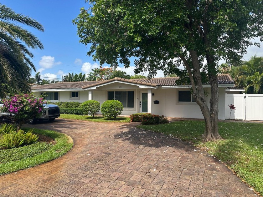 Successful  FOR INVESTORS! Fully Remodeled Home in Lighthouse - Beach Home for sale in Lighthouse Point, Florida on Beachhouse.com