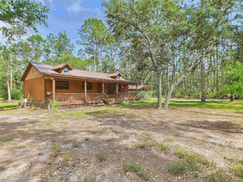 Welcome to this inviting 2-bedroom, 1-bathroom home perfectly - Beach Home for sale in Keaton Beach, Florida on Beachhouse.com