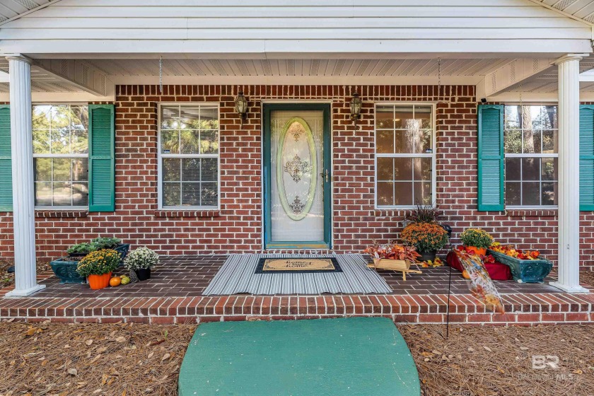 There's a rhythm to life in Lake Forest that locals know by - Beach Home for sale in Daphne, Alabama on Beachhouse.com