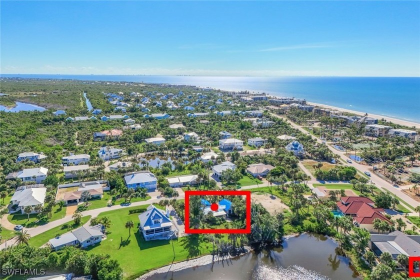 Super location on Sanibel! Just 2 lots off of Sanibel's - Beach Home for sale in Sanibel, Florida on Beachhouse.com