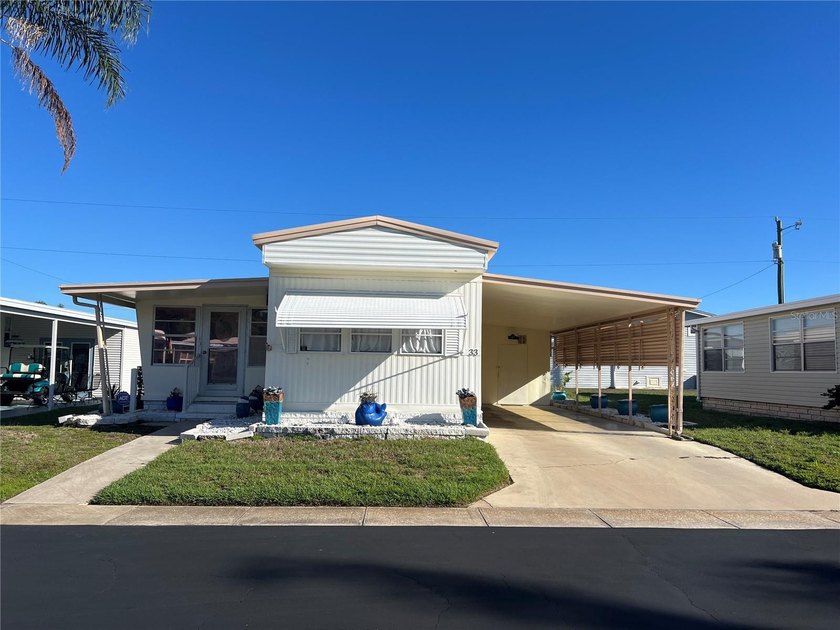 Welcome to Lake Highlander Mobile Home Park -- a highly - Beach Home for sale in Dunedin, Florida on Beachhouse.com