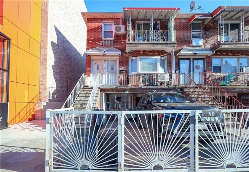 Introducing a spacious and versatile 3-family semi-detached - Beach Home for sale in Brooklyn, New York on Beachhouse.com