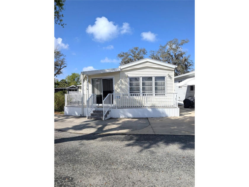 Welcome to Sugar Creek Resort! A 55+ community full of vibrant - Beach Home for sale in Bradenton, Florida on Beachhouse.com