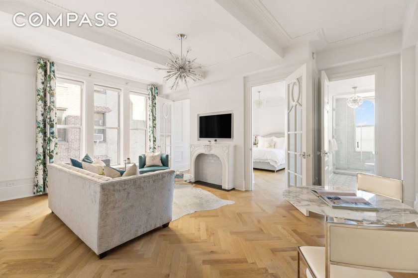 PRISTINE PIED-A-TERRE PERFECTION ON PRIME MUSEUM-PARK-BLOCK - Beach Condo for sale in New York, New York on Beachhouse.com