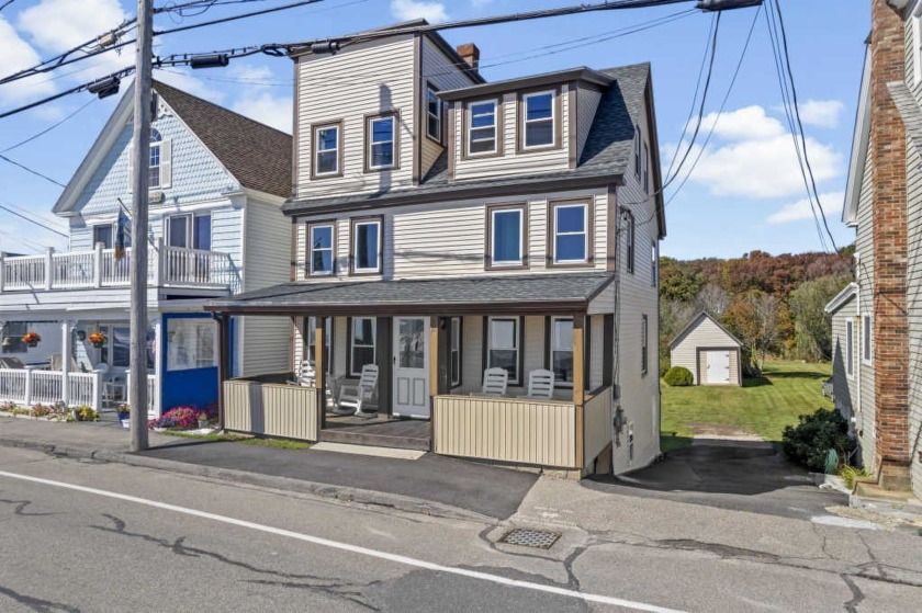 Embrace the pure relaxation of beach life in this spectacular - Beach Home for sale in York, Maine on Beachhouse.com