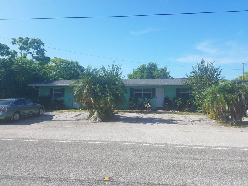This property consists of two 2bd/1ba units and one 1 bd/1ba - Beach Townhome/Townhouse for sale in Hudson, Florida on Beachhouse.com