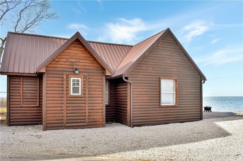 Lake Erie Front Cottage with a private patio & AMAZING Lake - Beach Condo for sale in Ashtabula, Ohio on Beachhouse.com