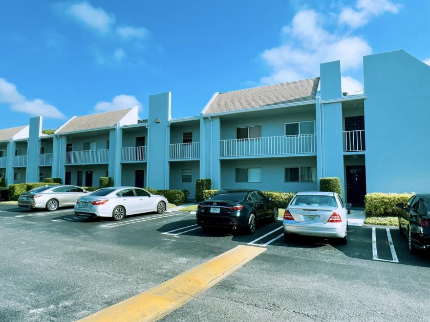 Welcome home to this completely renovated 2/2 condo in the heart - Beach Condo for sale in Delray Beach, Florida on Beachhouse.com