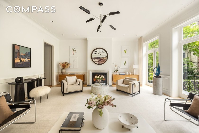 The result of a years-long renovation helmed by AD100 firm - Beach Home for sale in New York, New York on Beachhouse.com
