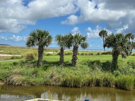 Before stepping into this beautiful 2BR/2BA Sanddown home, pause - Beach Home for sale in Fripp Island, South Carolina on Beachhouse.com