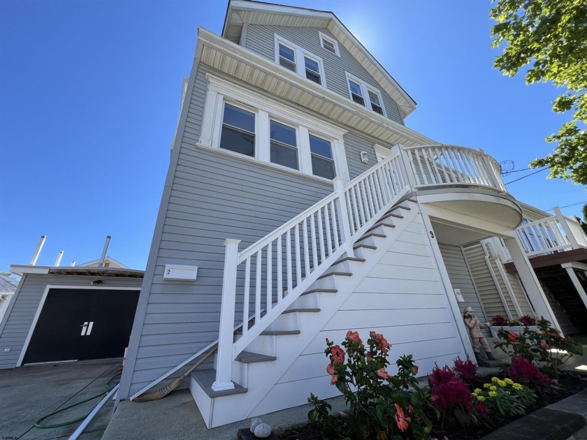 Captivating Renovated Duplex in one of nicest parts of Ventnor! - Beach Townhome/Townhouse for sale in Ventnor, New Jersey on Beachhouse.com