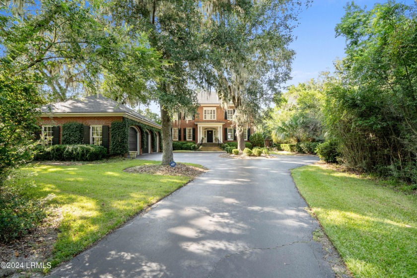 Perfectly situated along the serene Intracoastal Waterway, Cane - Beach Home for sale in Beaufort, South Carolina on Beachhouse.com