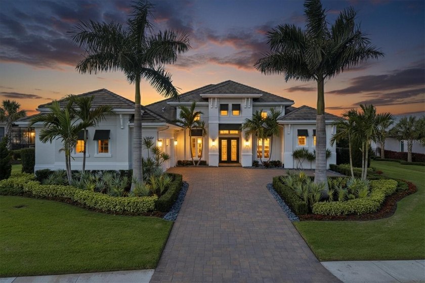 Experience refined luxury in this former Muirfield IX, British - Beach Home for sale in Lakewood Ranch, Florida on Beachhouse.com
