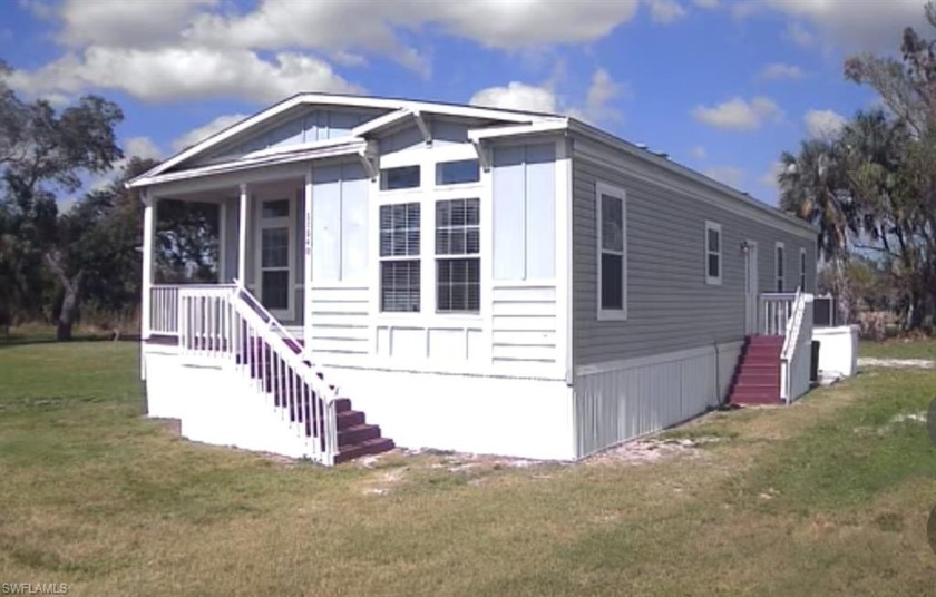 NO HOA, NO RESTRICTIONS...Conveniently located minutes to - Beach Home for sale in Fort Myers, Florida on Beachhouse.com