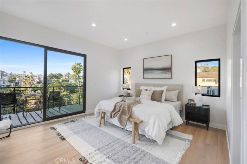 Spectacular, new construction luxury condo in vibrant San - Beach Townhome/Townhouse for sale in San Clemente, California on Beachhouse.com