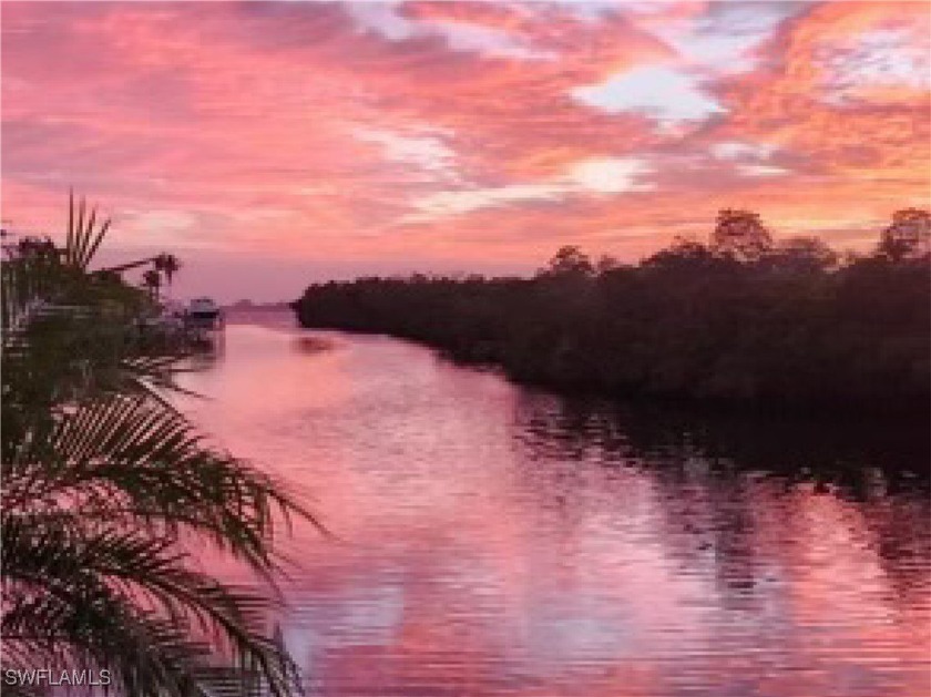 Nestled in Palm Acres, a boater's best-kept secret, this - Beach Home for sale in Fort Myers, Florida on Beachhouse.com