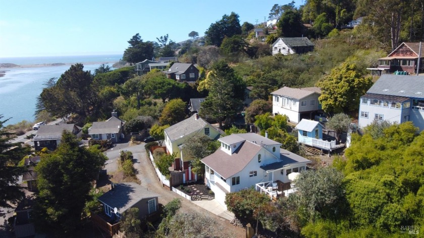 VIEWS! Perched above the dramatic meeting point of the Russian - Beach Home for sale in Jenner, California on Beachhouse.com