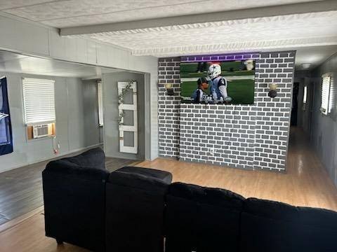 Looking for a starter home ? Look no further. This three bedroom - Beach Home for sale in Riverview, Florida on Beachhouse.com