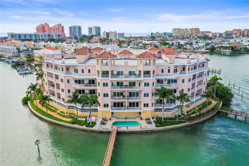Experience LUXURY Waterfront Living at its Finest - Welcome to - Beach Condo for sale in Clearwater Beach, Florida on Beachhouse.com