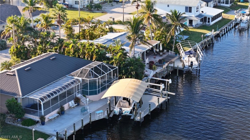 NO DELAY BOAT ACCESS TO THE MATLACHA BAY AND GULF ACCESS. THIS - Beach Home for sale in Matlacha, Florida on Beachhouse.com