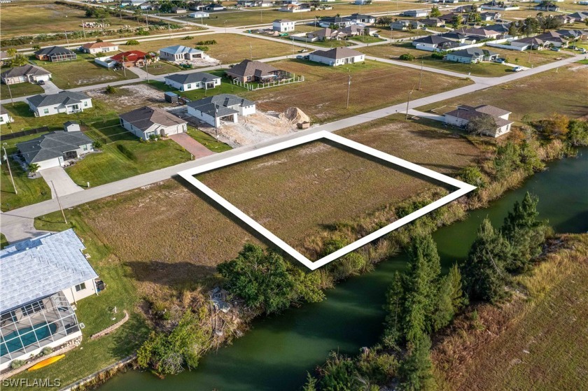 ATTENTION! TWO WATERFRONT PROPERTIES NEXT TO EACH OTHER FOR - Beach Lot for sale in Cape Coral, Florida on Beachhouse.com