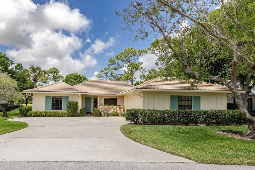Exceptional 3 Bed, 3 Bath home perfectly situated on the 18th - Beach Home for sale in Vero Beach, Florida on Beachhouse.com
