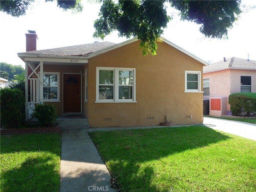 Discover your dream home on a picturesque, tree-lined street in - Beach Home for sale in Long Beach, California on Beachhouse.com