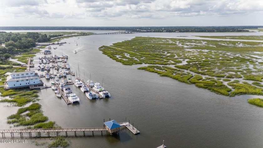 Excellent opportunity for Deep Water Commercial Vacant lot with - Beach Commercial for sale in Beaufort, South Carolina on Beachhouse.com