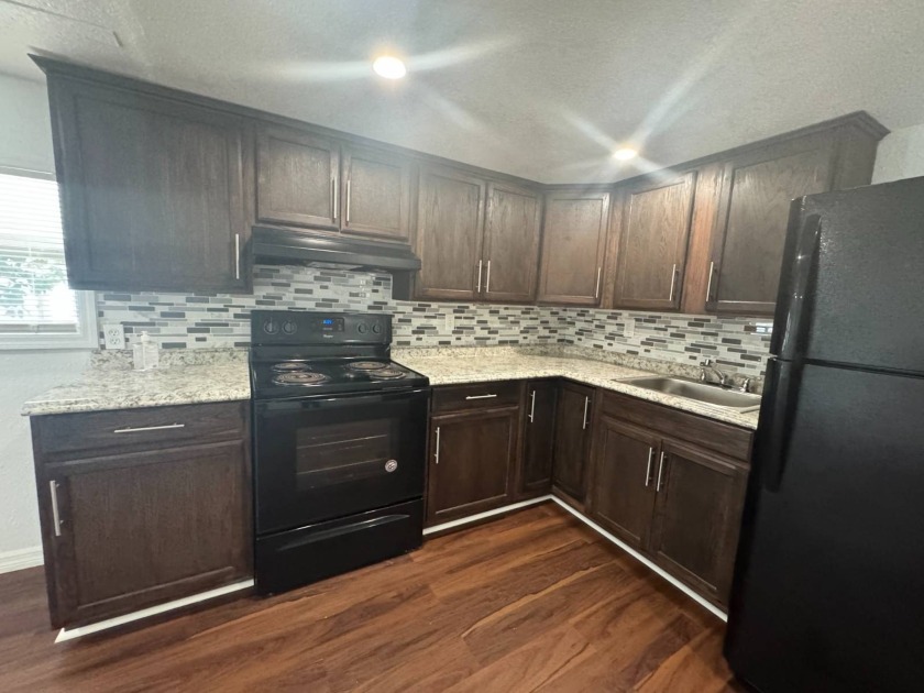 Remodeled Mobile Home in Tyrone Village 55+ Community, Tampa - Beach Home for sale in Tampa, Florida on Beachhouse.com