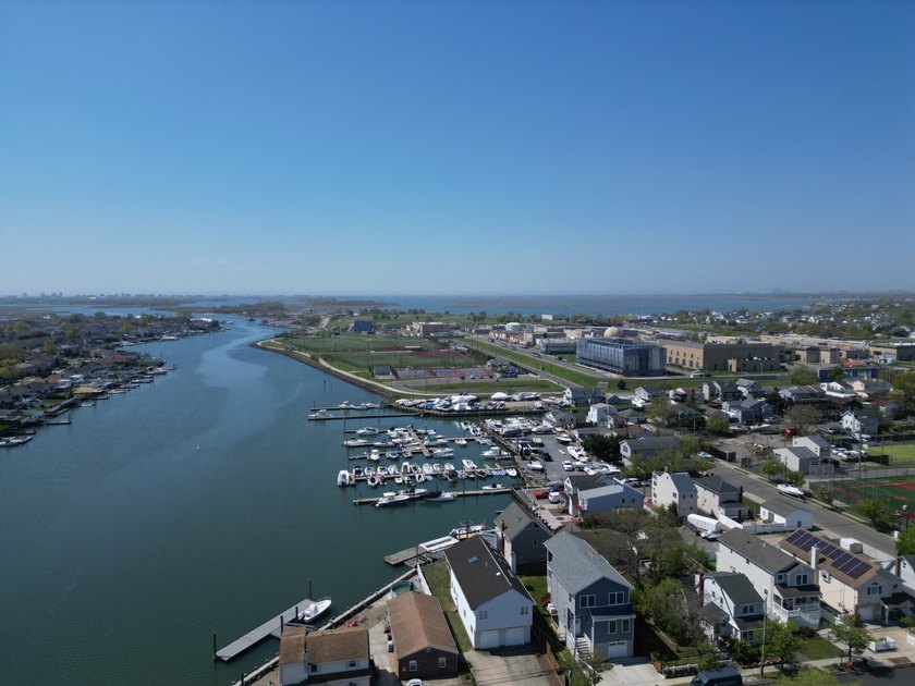 Welcome to 10 James Street in East Rockaway - a beautifully - Beach Home for sale in East Rockaway, New York on Beachhouse.com
