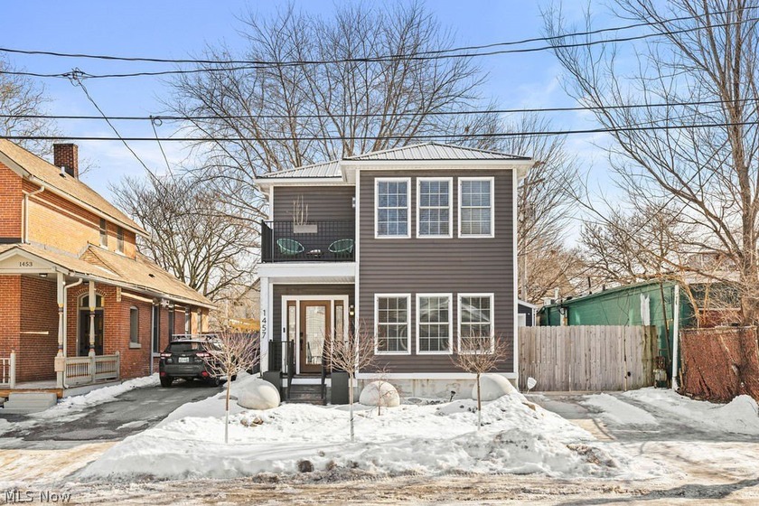 Welcome to 1457 W 52nd, a beautifully renovated 3-bedroom, 3 - Beach Home for sale in Cleveland, Ohio on Beachhouse.com