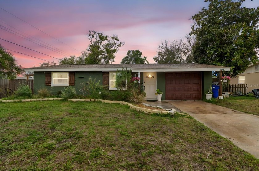 Charming and updated home with a modern farmhouse feel, offering - Beach Home for sale in Holiday, Florida on Beachhouse.com