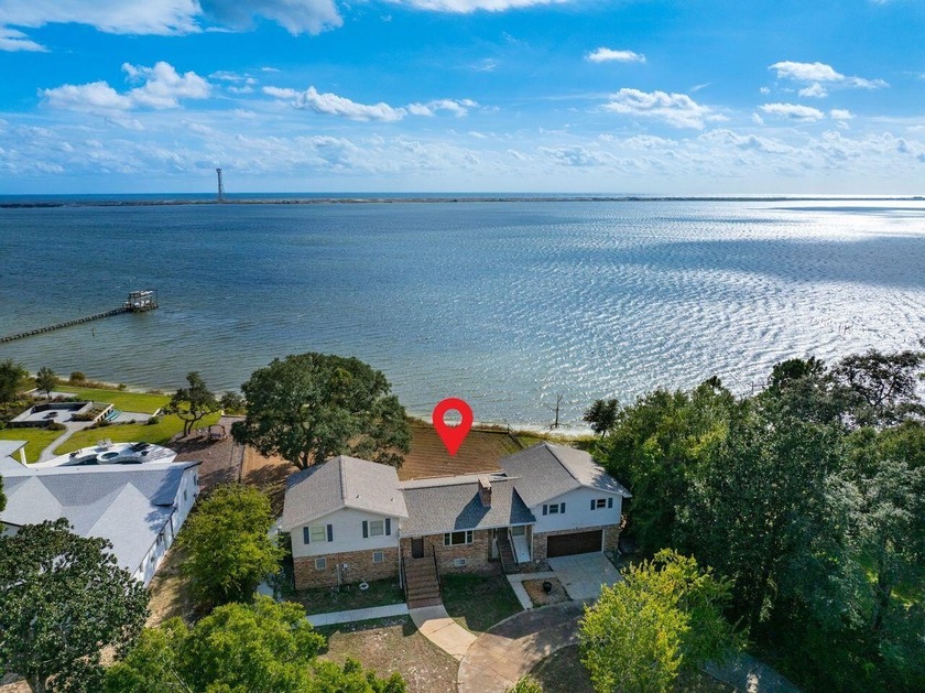 Panoramic view of beautiful Santa Rosa Sound and unspoiled Santa - Beach Home for sale in Mary Esther, Florida on Beachhouse.com