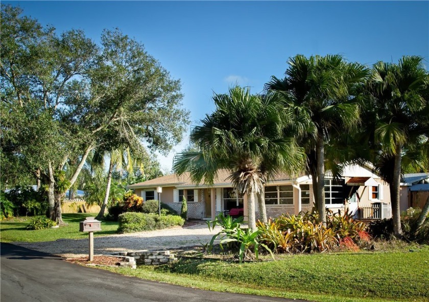 Located in a quiet neighborhood, centrally located to shopping - Beach Home for sale in Vero Beach, Florida on Beachhouse.com