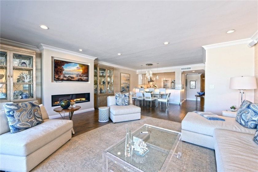 Completely remodeled and upgraded with the finest finishes in - Beach Condo for sale in Newport Beach, California on Beachhouse.com