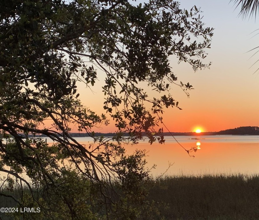 One of the last waterfront lots facing Skull Creek and the - Beach Lot for sale in Hilton Head Island, South Carolina on Beachhouse.com