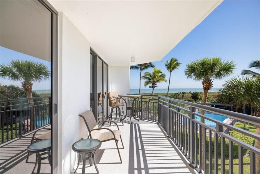 Beautifully finished third-floor residence offering relaxed - Beach Condo for sale in Fort Pierce, Florida on Beachhouse.com