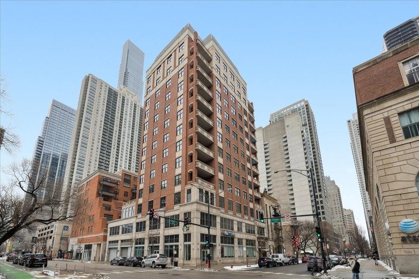 Refined city living in an exclusive, low-density building - Beach Condo for sale in Chicago, Illinois on Beachhouse.com