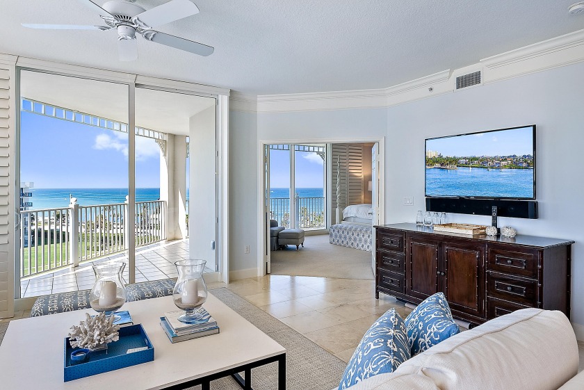 Beautiful ocean views span from living room to master suite - Beach Condo for sale in Jupiter, Florida on Beachhouse.com