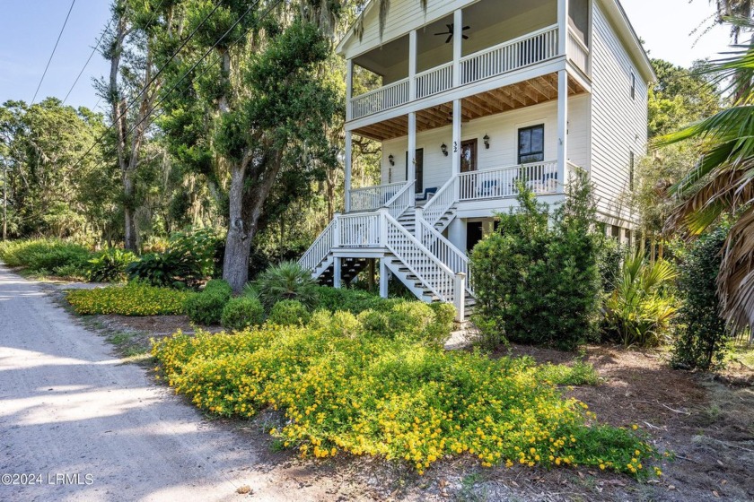 Views abound looking at the Port Royal Sound from across the - Beach Home for sale in Saint Helena Island, South Carolina on Beachhouse.com