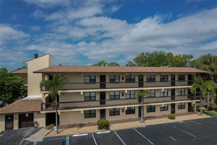 Welcome to affordable, maintenance-free living in the active 55+ - Beach Condo for sale in Bradenton, Florida on Beachhouse.com