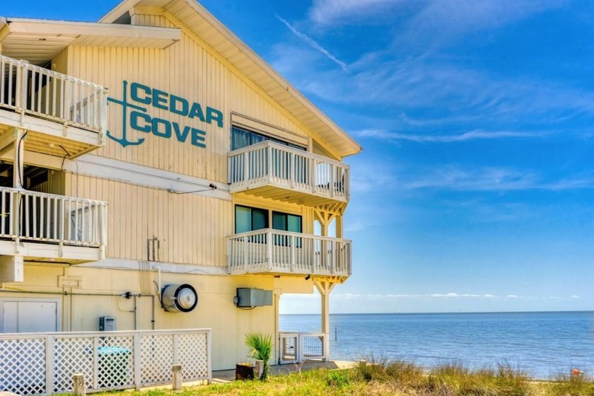 Check out this beautifully remodeled, coveted LOFT  condominium - Beach Condo for sale in Cedar Key, Florida on Beachhouse.com