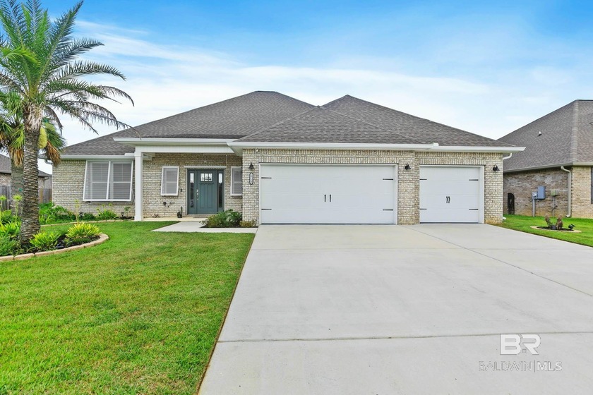 This exceptional 4-bedroom, 3-bath well maintenance 3 car garage - Beach Home for sale in Foley, Alabama on Beachhouse.com