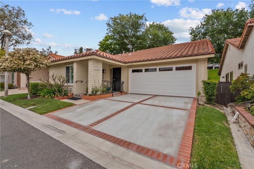 Do not miss out on this opportunity to own a turnkey home in the - Beach Home for sale in Mission Viejo, California on Beachhouse.com